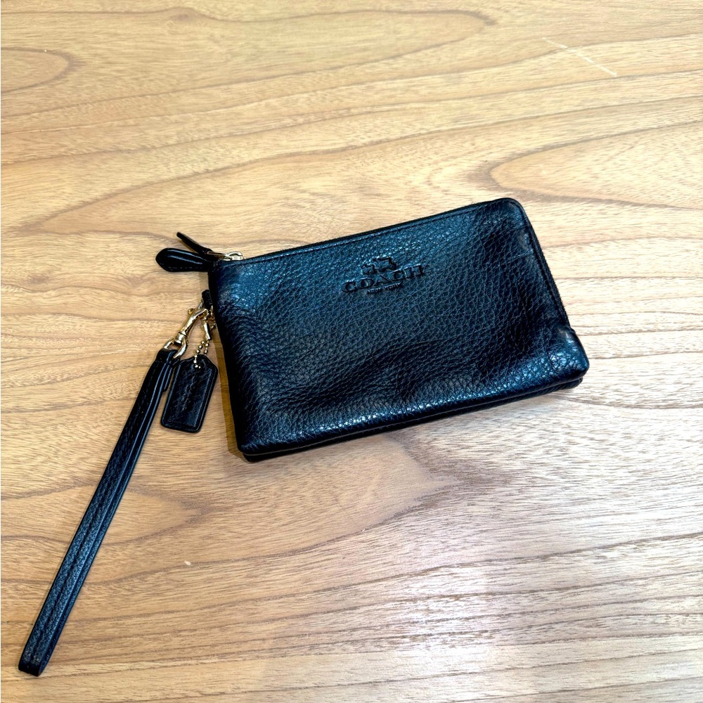 Coach Black Leather Wristlet Wallet
